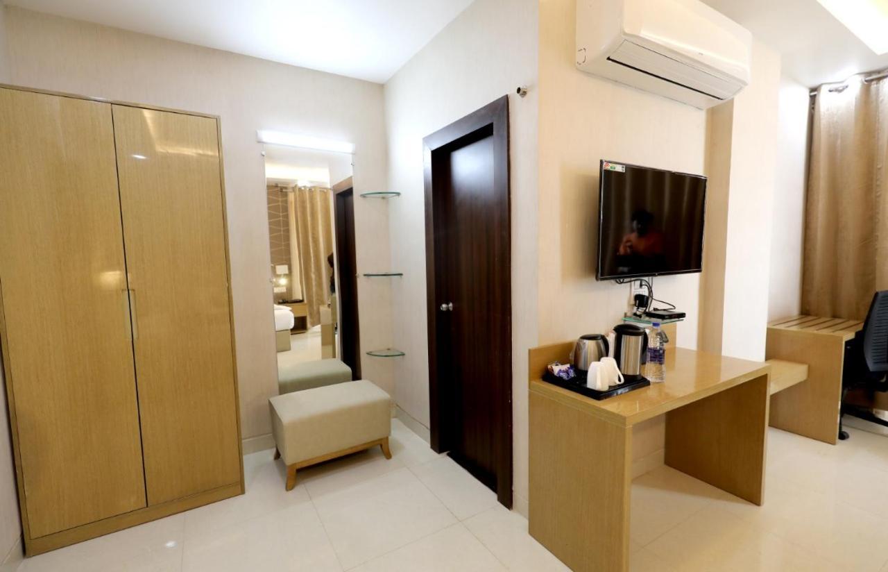 Hotel Yuvraj Grand Jabalpur Εξωτερικό φωτογραφία