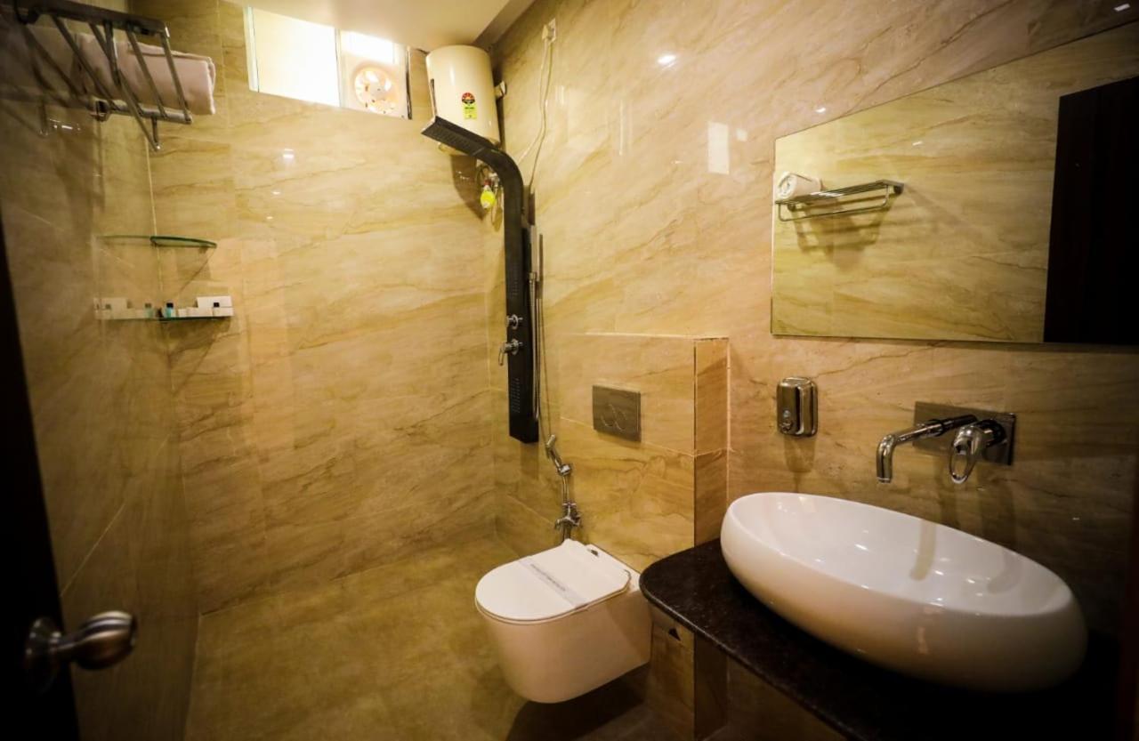 Hotel Yuvraj Grand Jabalpur Εξωτερικό φωτογραφία