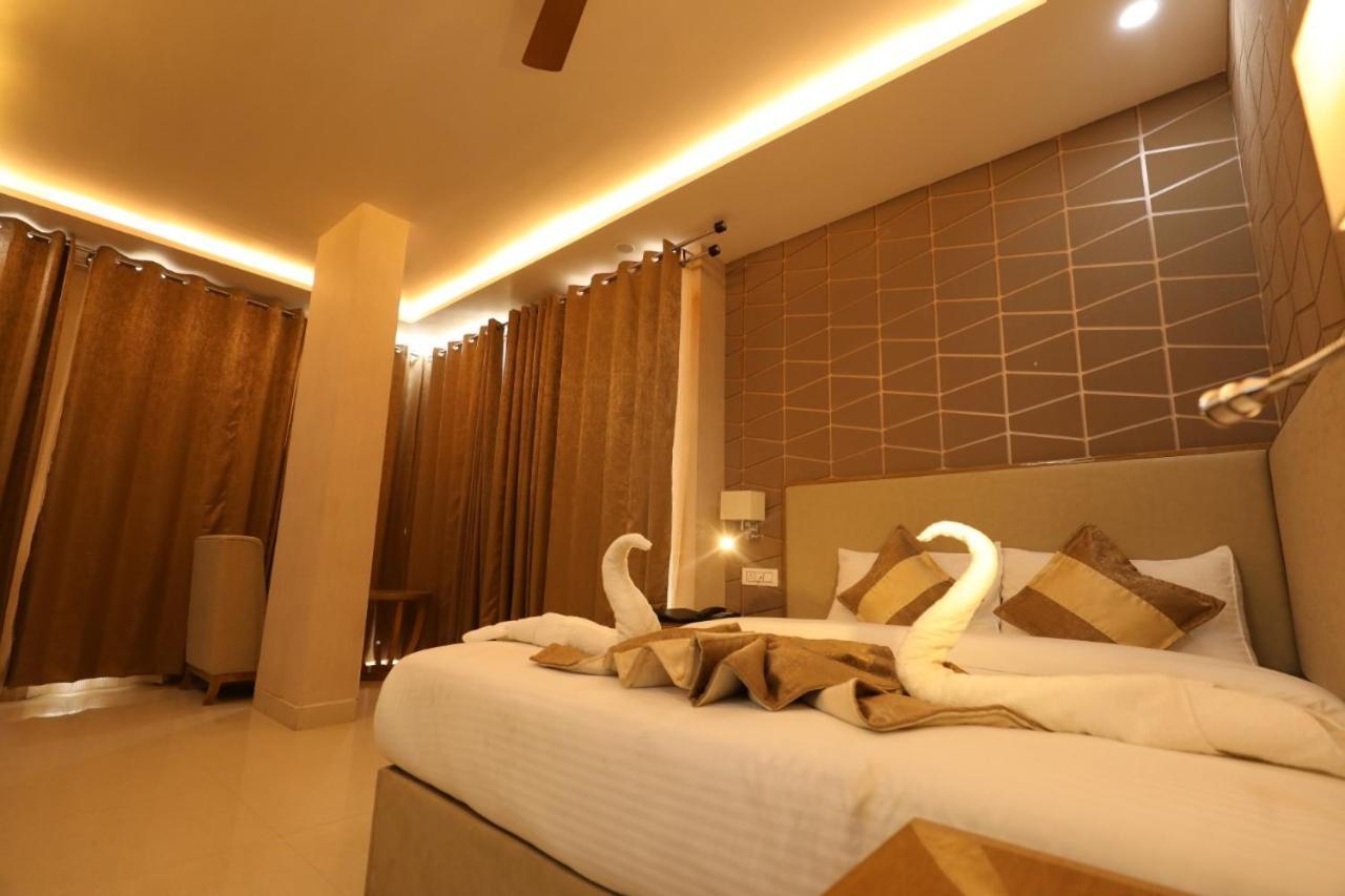 Hotel Yuvraj Grand Jabalpur Εξωτερικό φωτογραφία